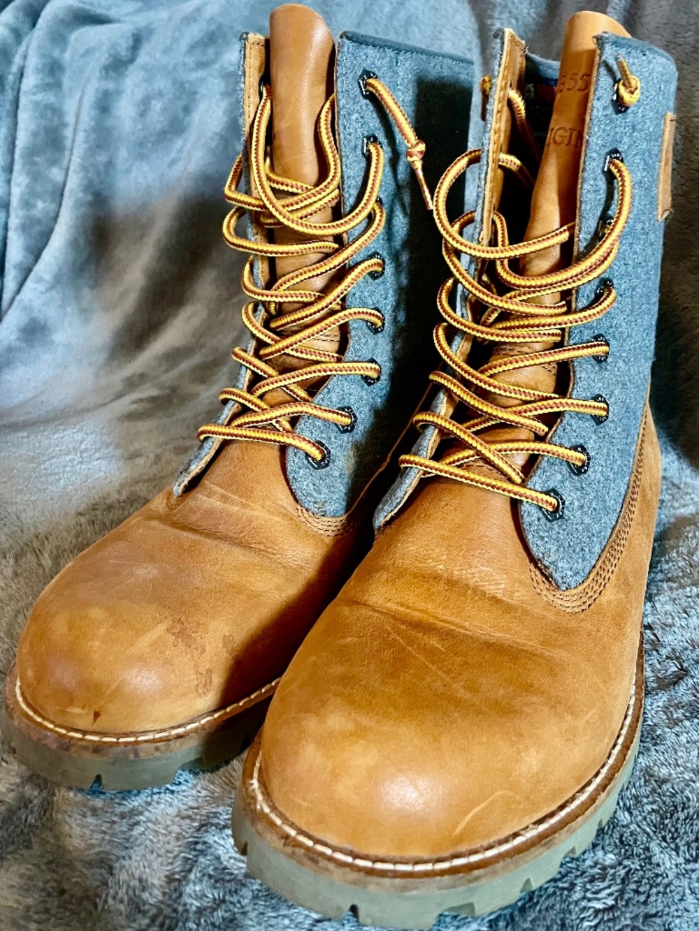 Kodiak Heritage Wool Leather Boots Mens 9.5 Waterproof Caramel Brown Grey 3555